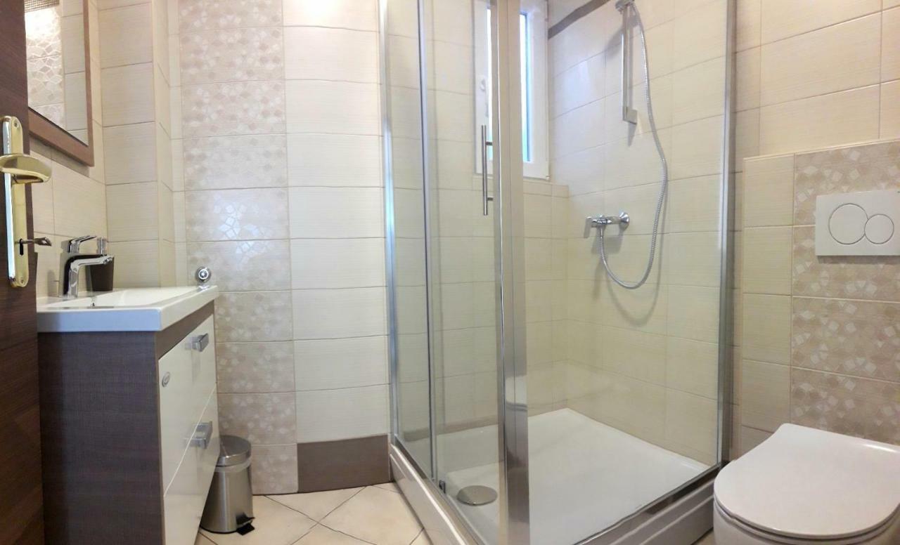 Apartments Ogrin ปอร์โตรอซ ภายนอก รูปภาพ